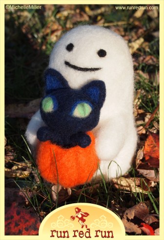 Run Red Run Needle Felted Ghost Cat Pumpkin